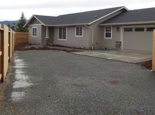 1549 SW Yucca Dr, Grants Pass, OR 97527