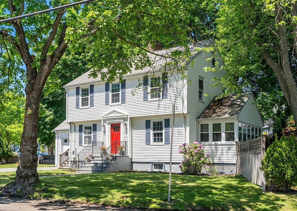 1st image of 136 Alexander Ave