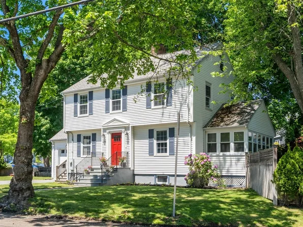 136 Alexander Ave, Belmont, MA 02478