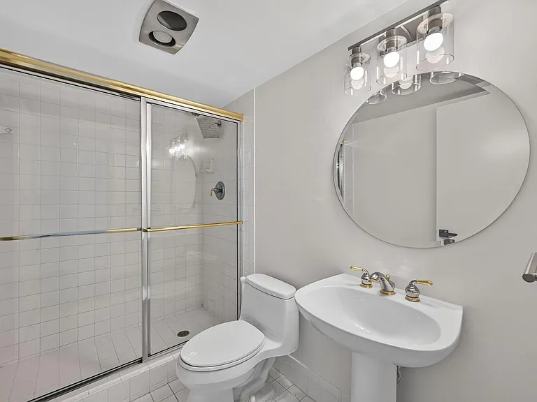 340 Sunset Dr #501 — Photo 21
