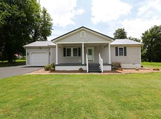 235 W 4th St, Sacramento, KY 42372