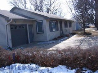 3216 S Lakeport St, Sioux City, IA 51106