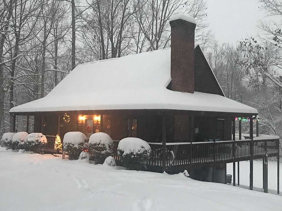 1st image of 413 Cambridge Dr