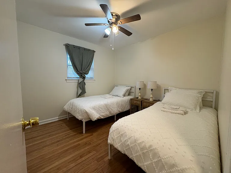 200 Parthenia Dr — Photo 12