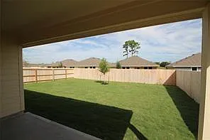 323 Pecos Dr — Photo 24