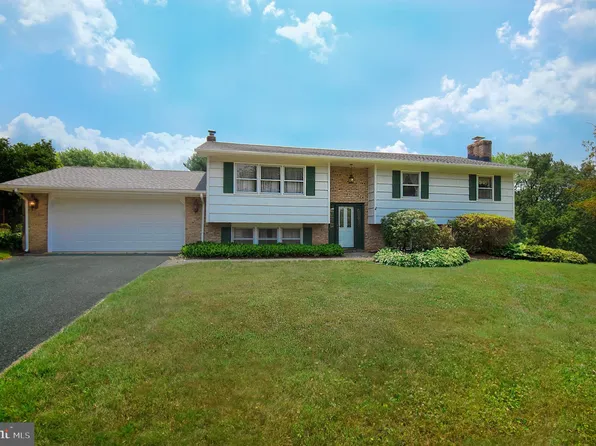 1305 Beaumont Ct, Forest Hill, MD 21050