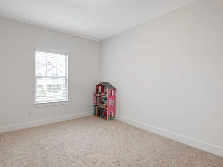 213 Poole Ln — Photo 34