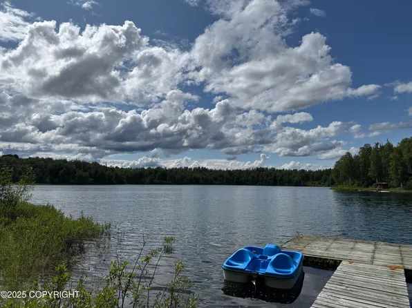 15803 E Camelot Pl, Talkeetna, AK 99676