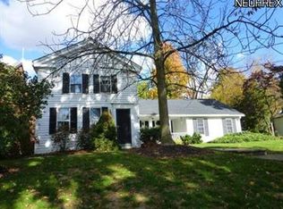 33 E Orange St, Chagrin Falls, OH 44022