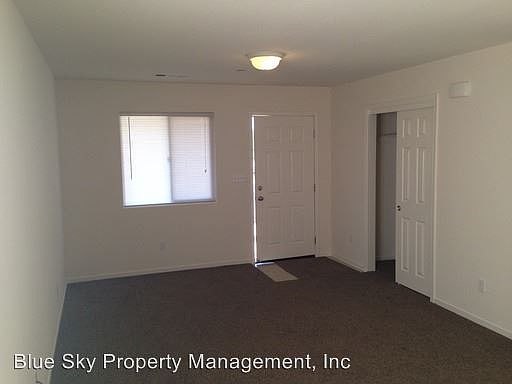 3rd image of 2110 W Lark Ave