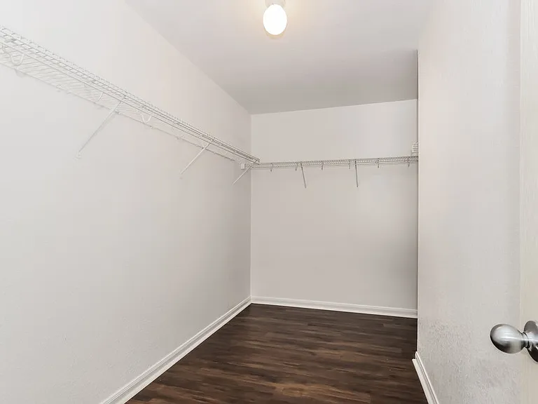 3330 Legends Mill Dr — Photo 11