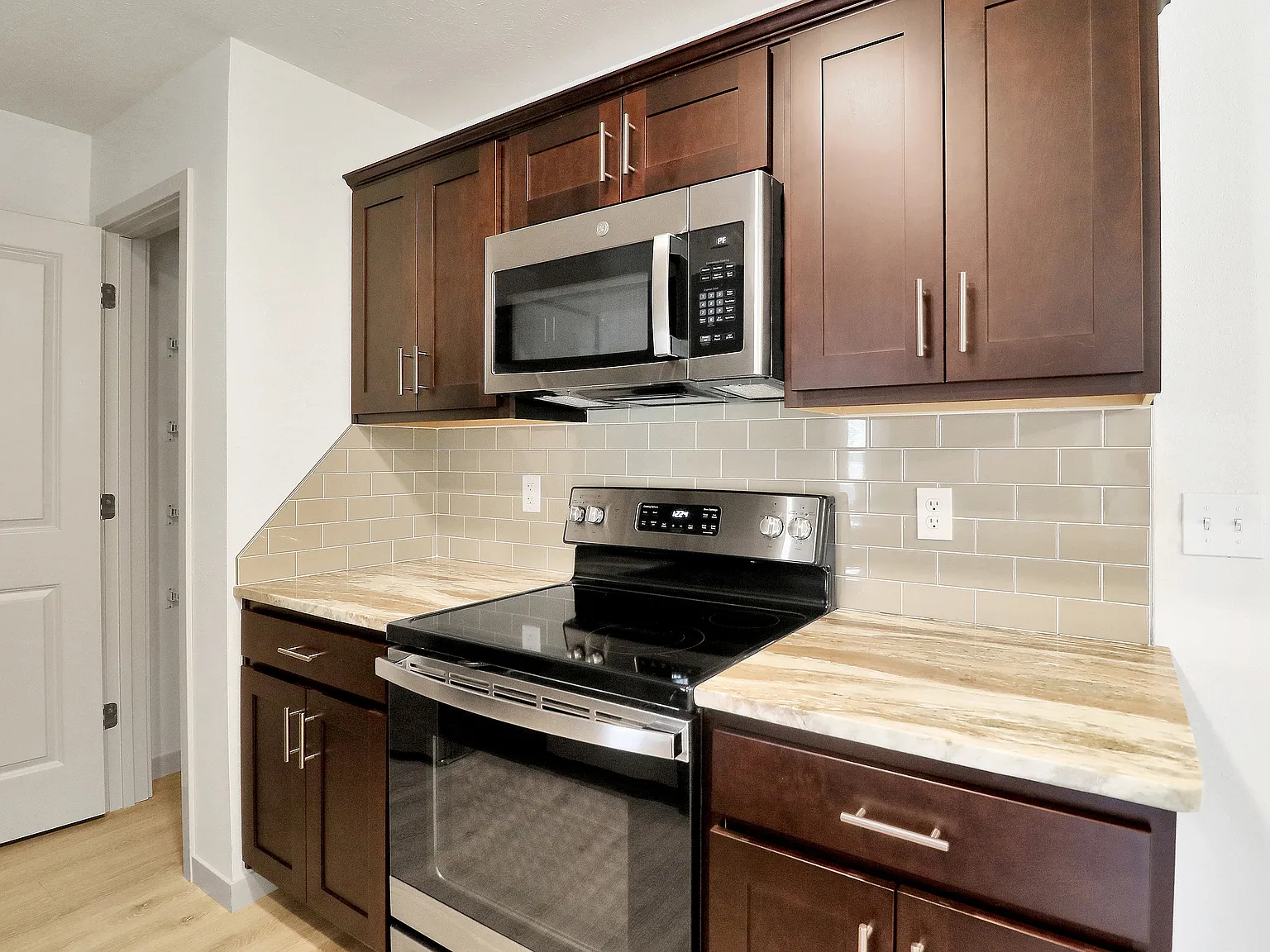 60 West Apartments — Photo 2