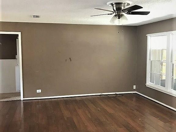 2nd image of 507 Margaret Dr