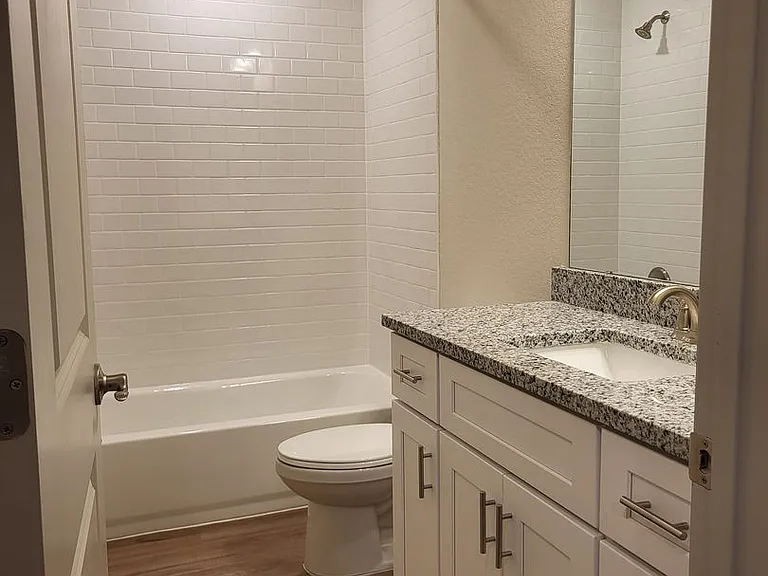 7636 Magnolia Vlg #101 — Photo 2