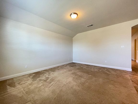 3rd image of 8025 Mozart St