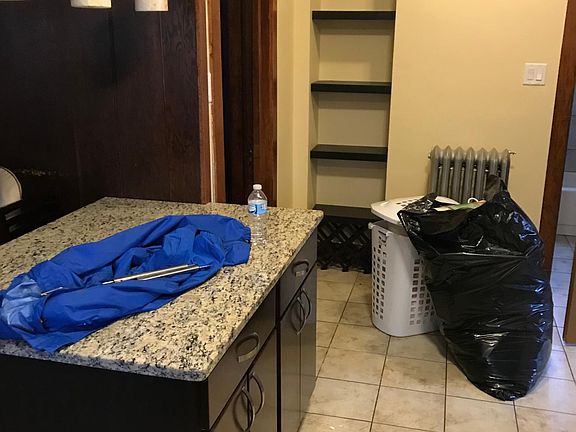 4th image of 6056 W Eastwood Ave #1
