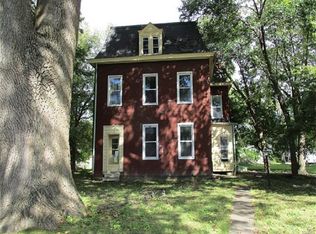 23 Gilbert St, Swansea, IL 62226