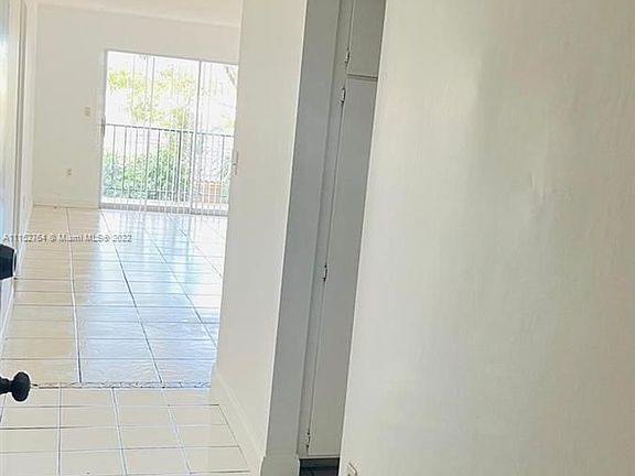 5th image of 555 NE 123rd St APT 204B