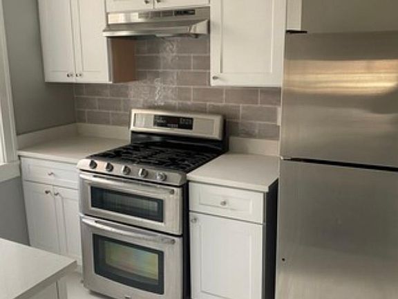 2nd image of 6803 S East End Ave #G