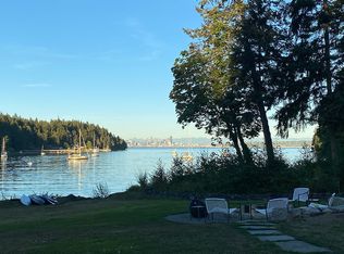 10254 NE Country Club Rd, Bainbridge Island, WA 98110
