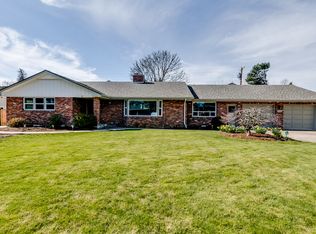 2044 Law Ln, Eugene, OR 97401