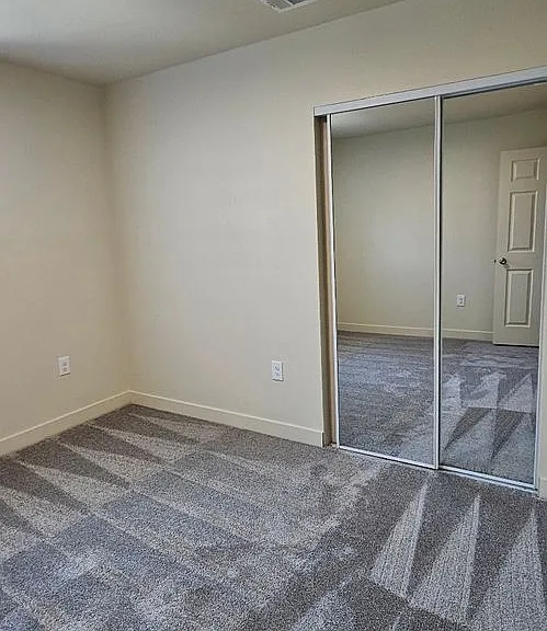 3839 Woodlawn Ave — Photo 32