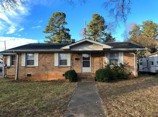 5201 Ruth Dr, Charlotte, NC 28215