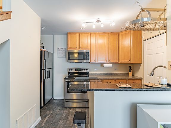 5th image of 1281 Wyndham Ln APT 102