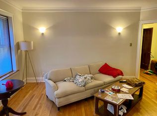 2223 W Argyle St #1, Chicago, IL 60625