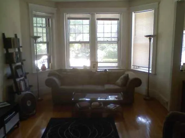 91 Marion St, Brookline, MA