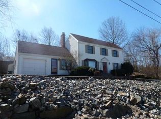 2 Emerald Ave, Salem, MA 01970