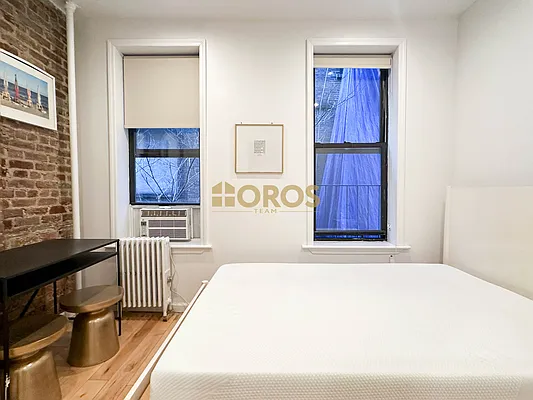 Rented by City Connections Realty | media 10