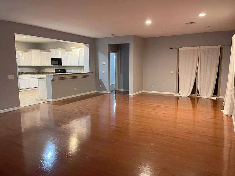 5999 Sun Appello Ave — Photo 8