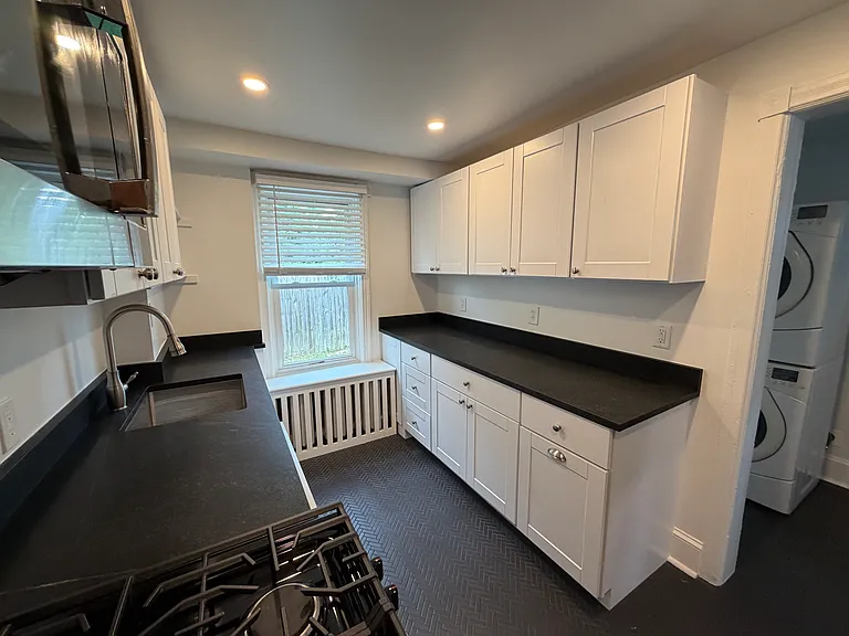 45 Central Ave — Photo 4