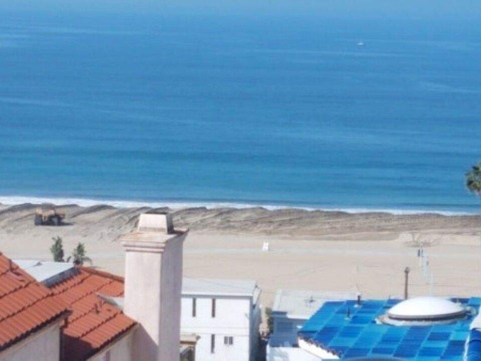 2nd image of 7030 Vista Del Mar Ln