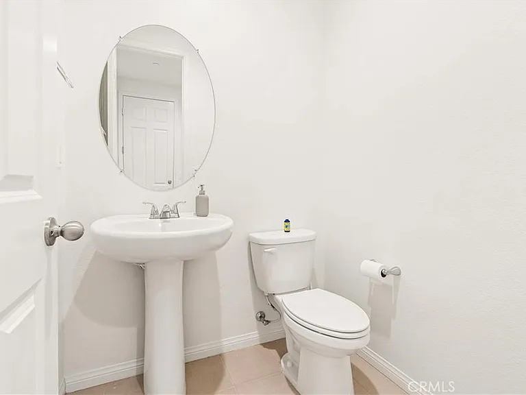 1453 Dittany — Photo 7