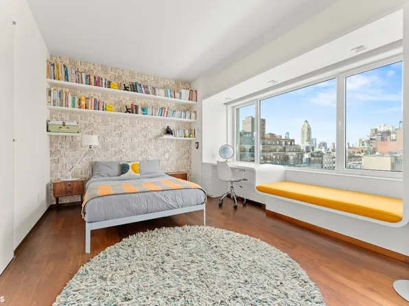 201 East 79th Street image 15 of 21