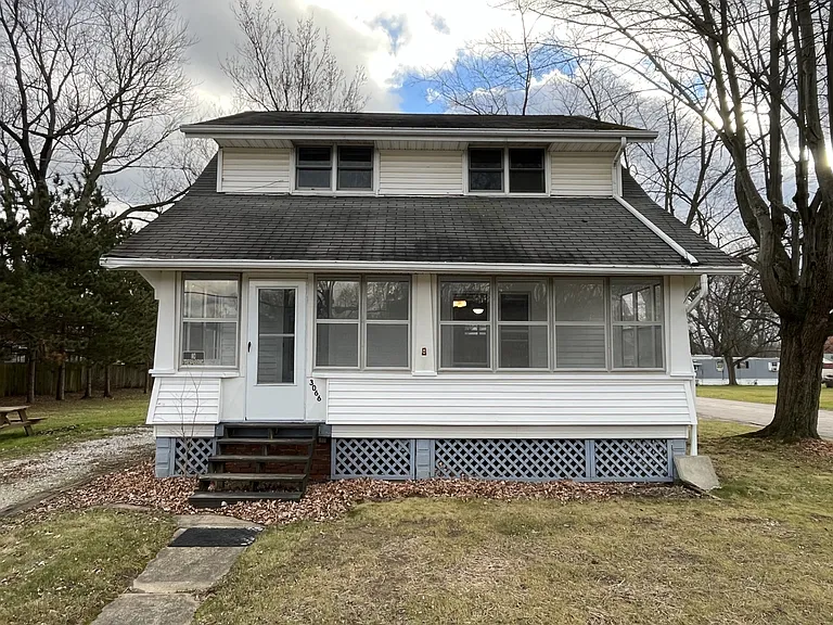 3066 Oak St — Photo 26