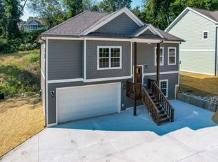 1028 Fernway Rd, Chattanooga, TN 37405