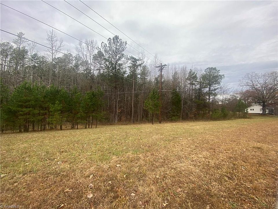 2nd image of Moose Lodge Rd