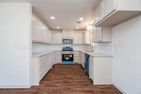 2nd image of 4336 Mesa Cir
