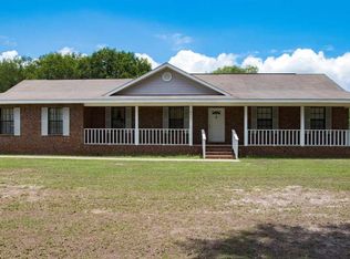 4162 Bell Ln, Pace, FL 32571