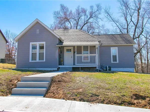 110 Emerson St, Warrensburg, MO 64093