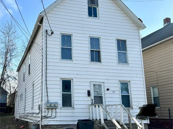 743 E 13th St, Erie, PA 16503