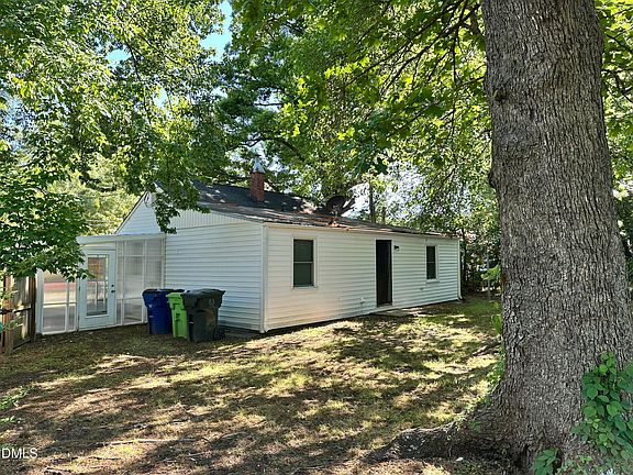 3rd image of 2127 Milburnie Rd