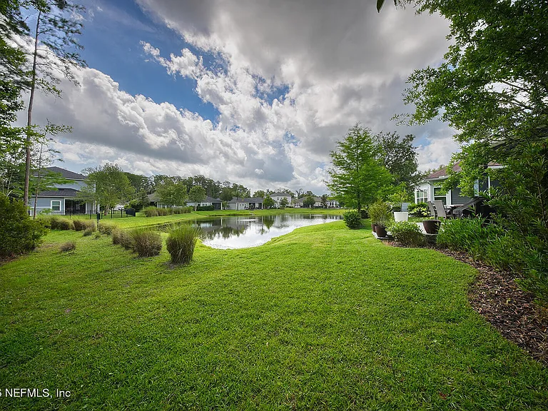 110 Cottage Green Pl — Photo 30