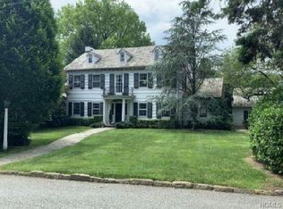 8 Hilltop Rd, Bronxville, NY 10708