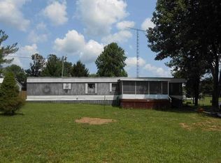 536 Schores Ln, Bedford, IN 47421