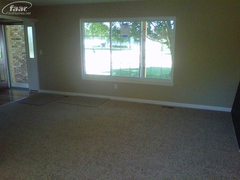 2nd image of 2059 Obrien Rd