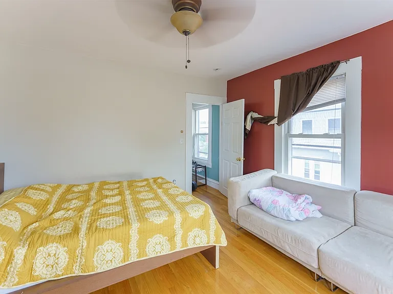 94 Cushing St #4 — Photo 6